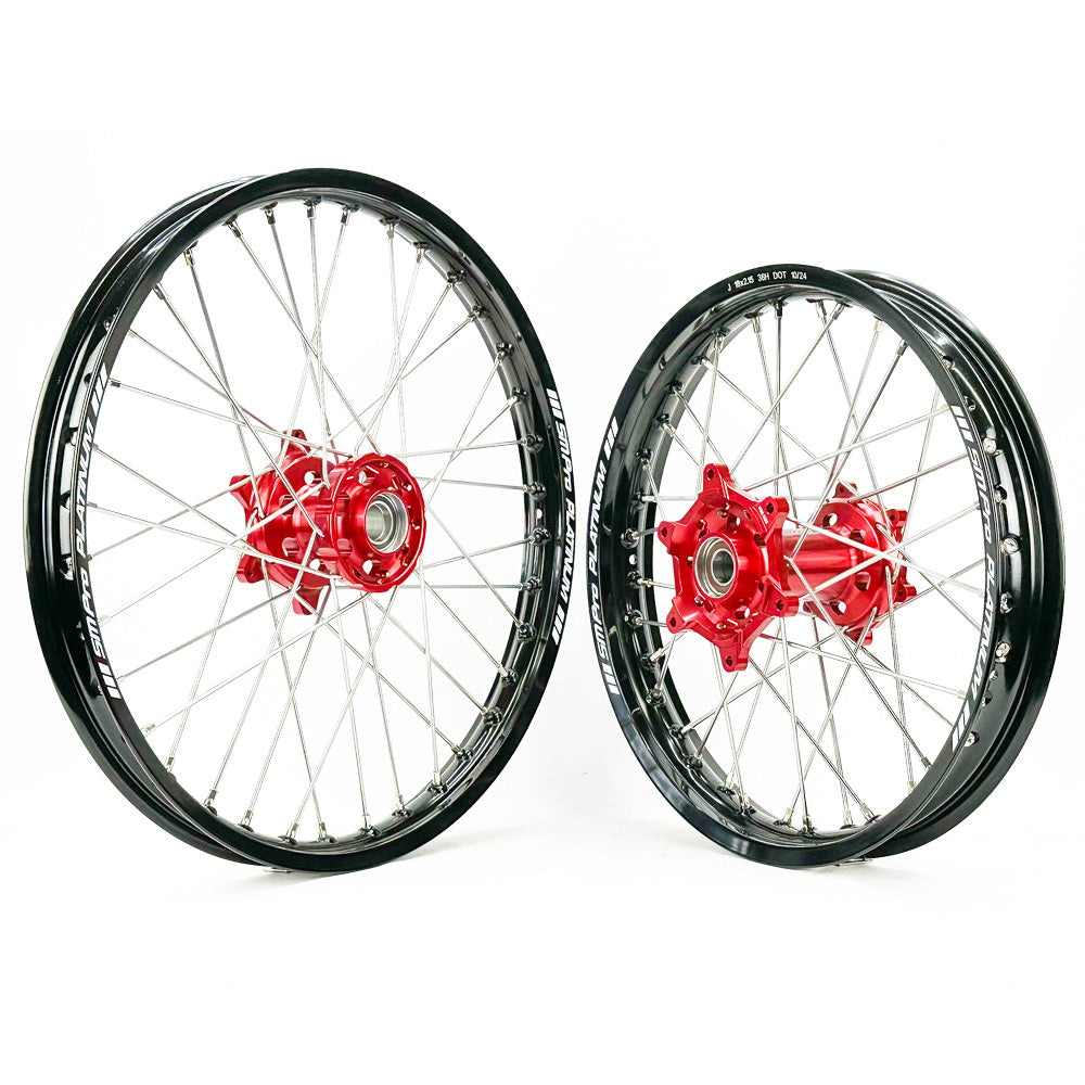  SM PRO PLATINUM WHEEL SET GASGAS EC/ECF 24-25 RED HUB BLACK RIM  Red 