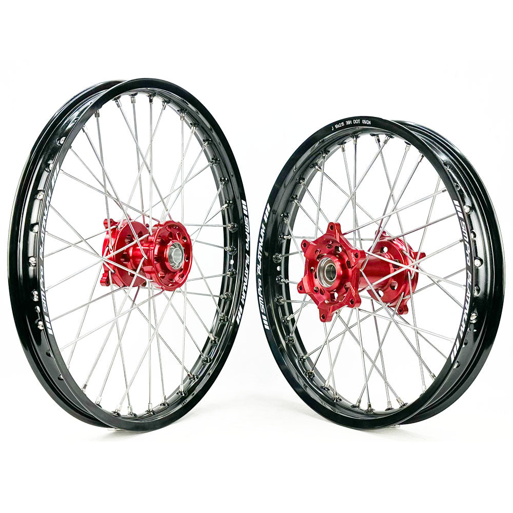  SM PRO PLATINUM WHEEL SET SUZUKI RMZ250 07-25, RMZ450 05-25, RMX 450 07-25 RED HUB BLACK RIM  Red 