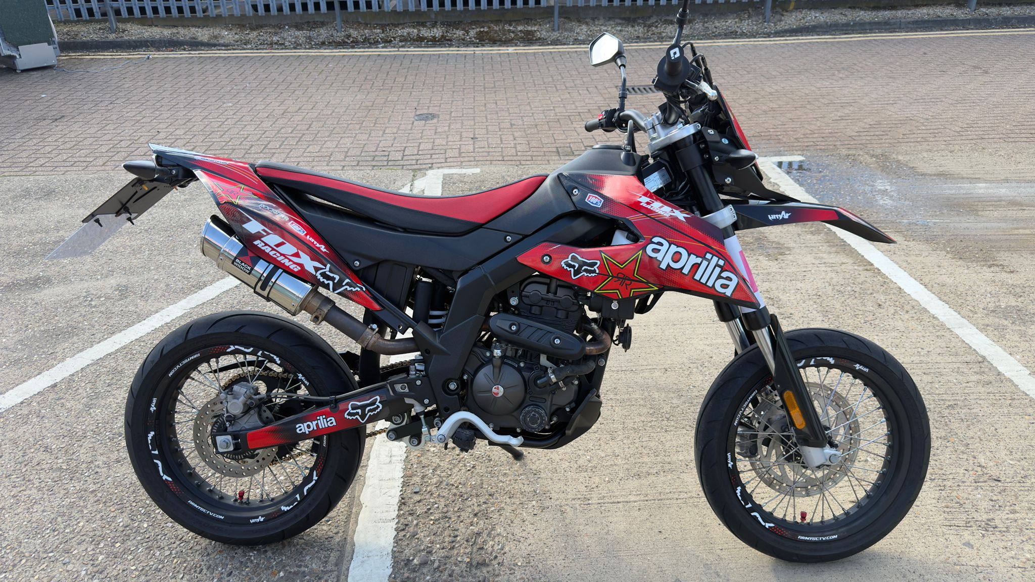 🔴 Aprilia SX 125 4T 2024 – Fresh Service, Valve Clearances Done, Black Widow Exhaust & MOT Until April 2027 🔴