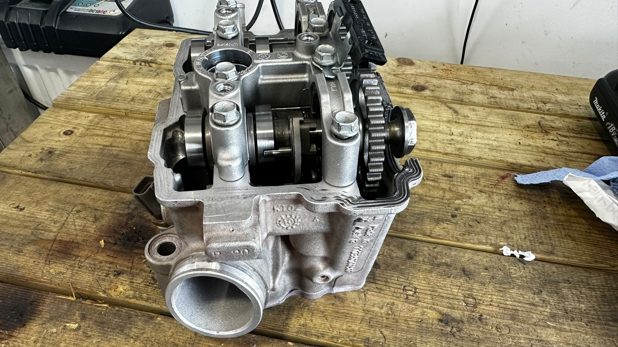 KTM 350 Cylinder Head 2011–2017 EXC-F XCF-W SX-F Freeride OEM 77236020044 (Used)