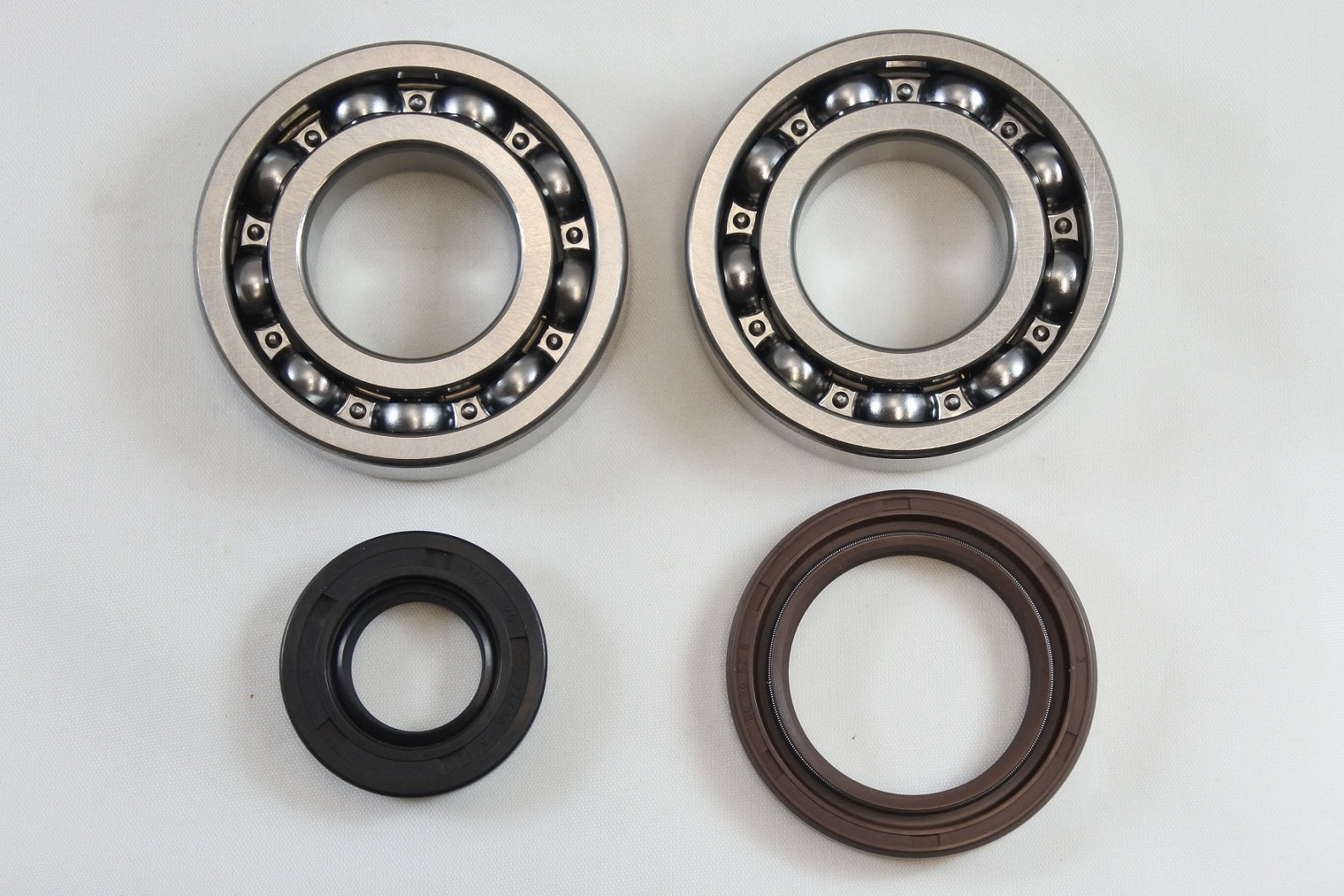 Vintco Main Bearing And Seal Kit 81-81 Suzuki RM 250 KMB020