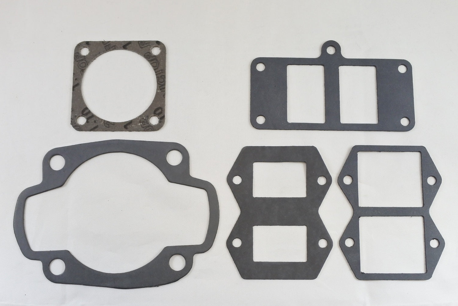 Vintco Top End Gasket Kit 74-77 Husqvarna CR WR 250 Std Bore 69.5mm KTE051