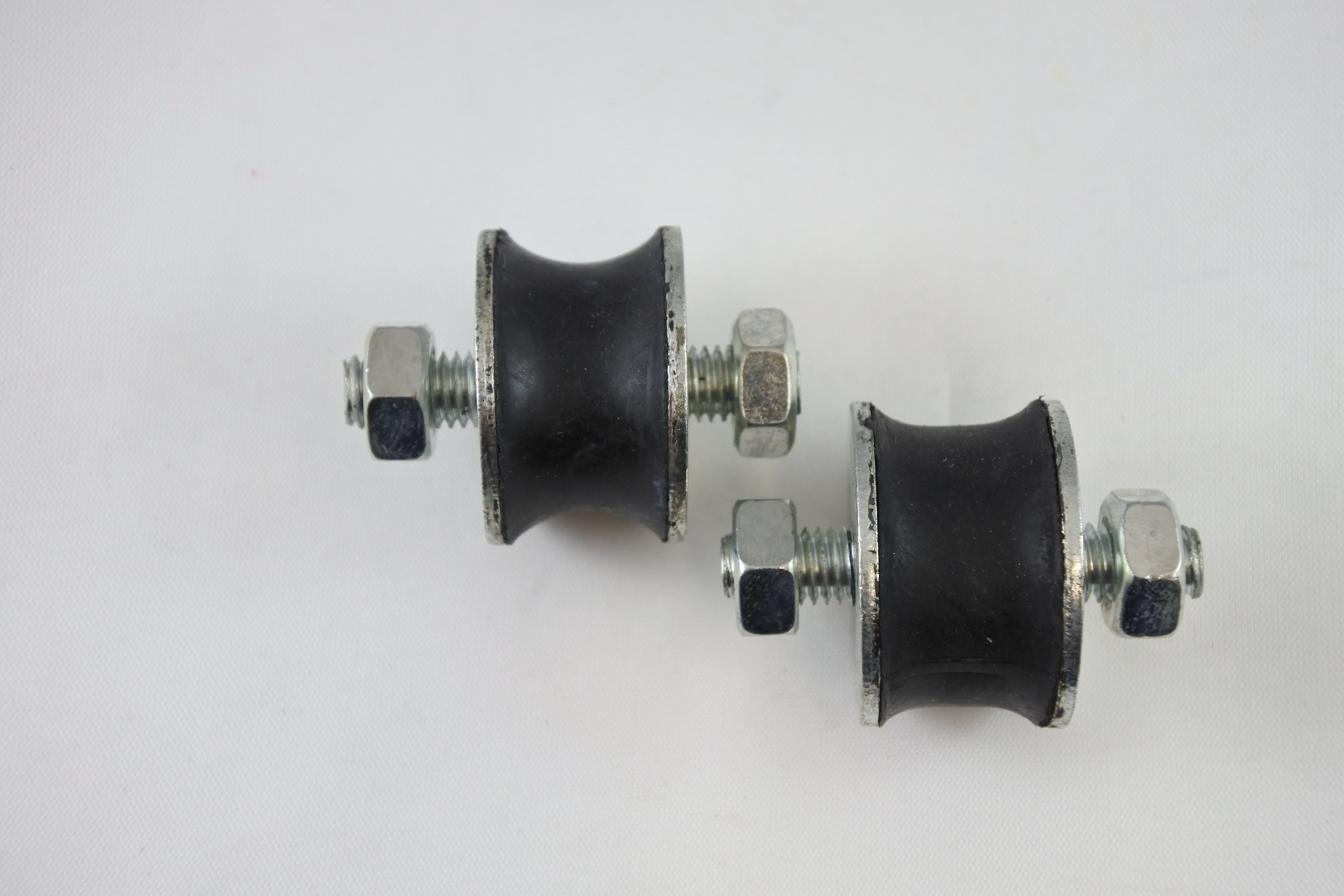 Vintco Exhaust Pipe Mount 70-78 OSSA Stiletto Pioneer Phantom SDR Isdt OW-112-946M