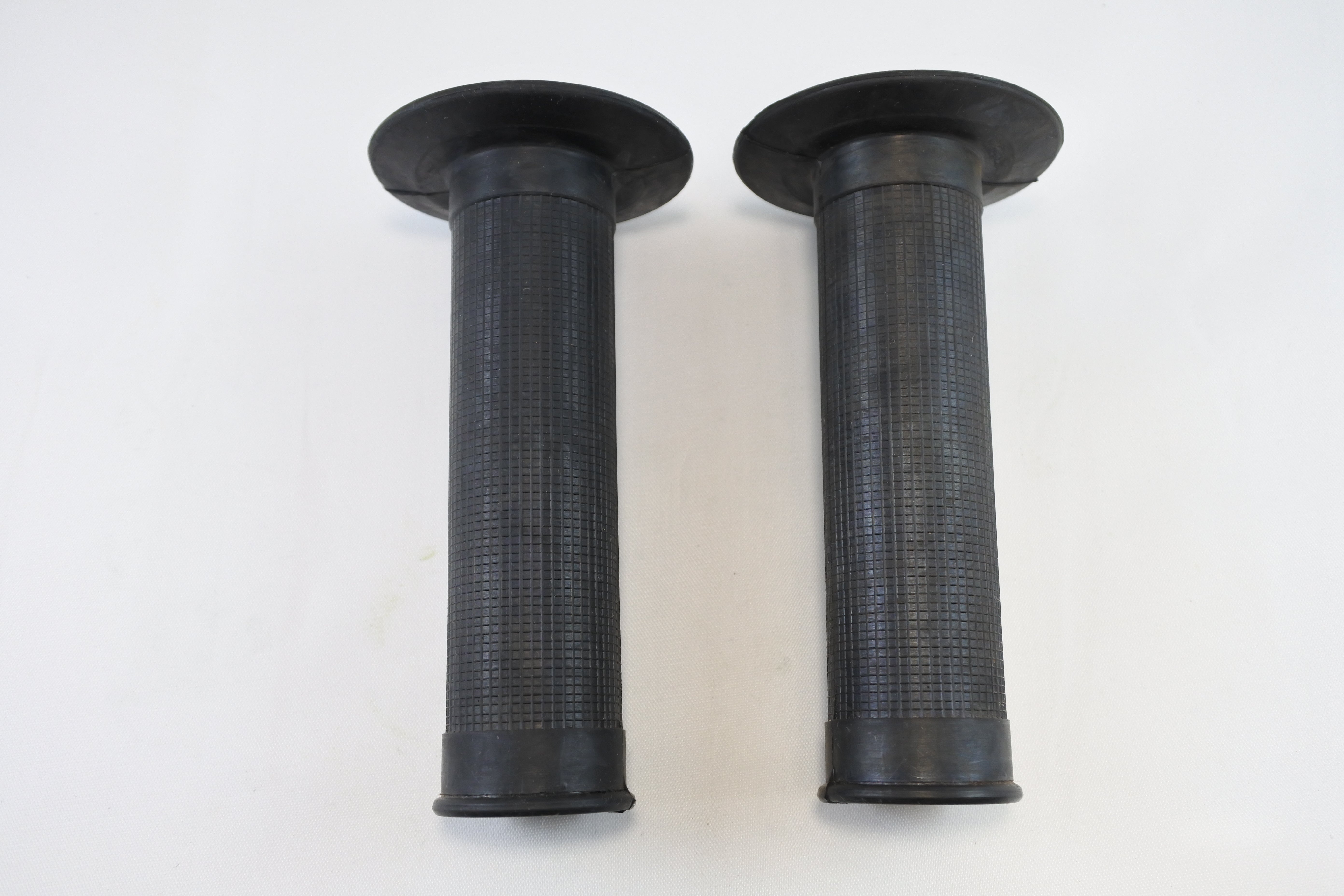 Vintco Grip Kit 71-78 OSSA Explorer MAR 250 350 OW-GK-001