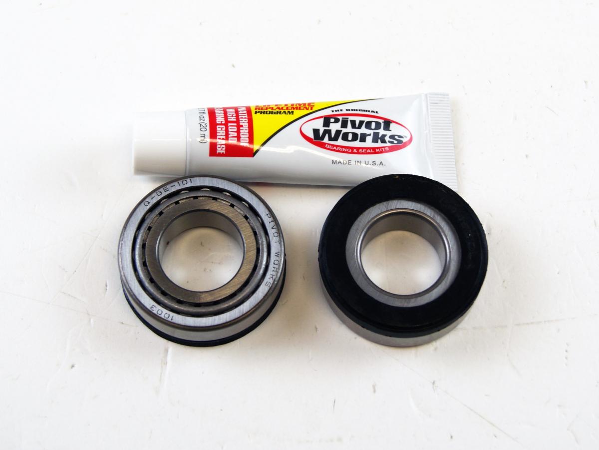 Pivot Works Steering Bearing Kit Road MX, Pivot Works Pwssk-HQ02-001 Husqvarna, Cagiva Canyon 500 96-00, Elefant 750 93-96, Elephant 900 93-97, Gran Canyon 900 98-00, Navigator 100