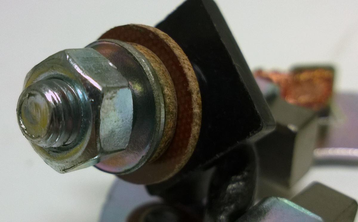 ARROWHEAD BRUSH PLATE ASSY, 2 BRUSH, 31206-KW1-901 ROAD ATV MX, SMU1303