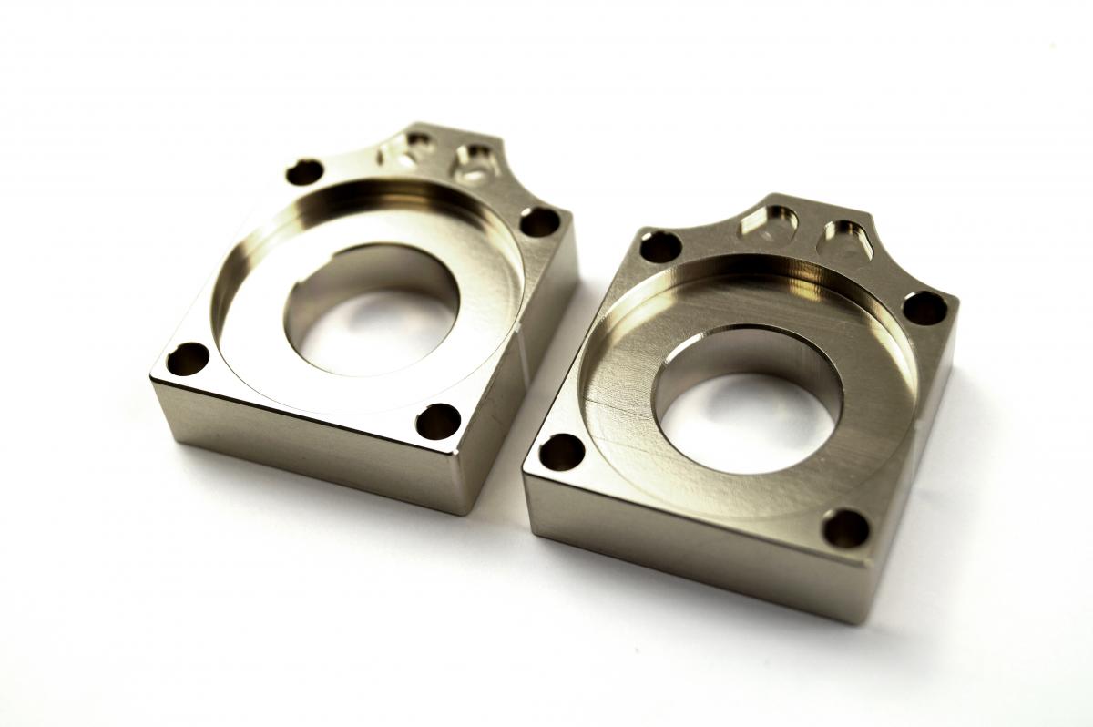 FIR Axle Blocks CRF150R Titanium