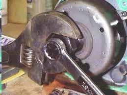 Dirt Racing Flywheel Puller M28 X 1.25 Rh