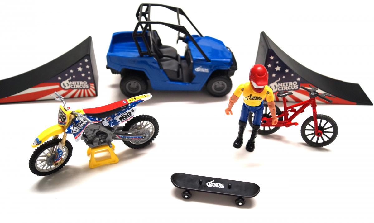 NewRay Model Die Cast Nitro Circus Play Set, with Pastrana MX Bike, 1:18 Scale, Newray 67685