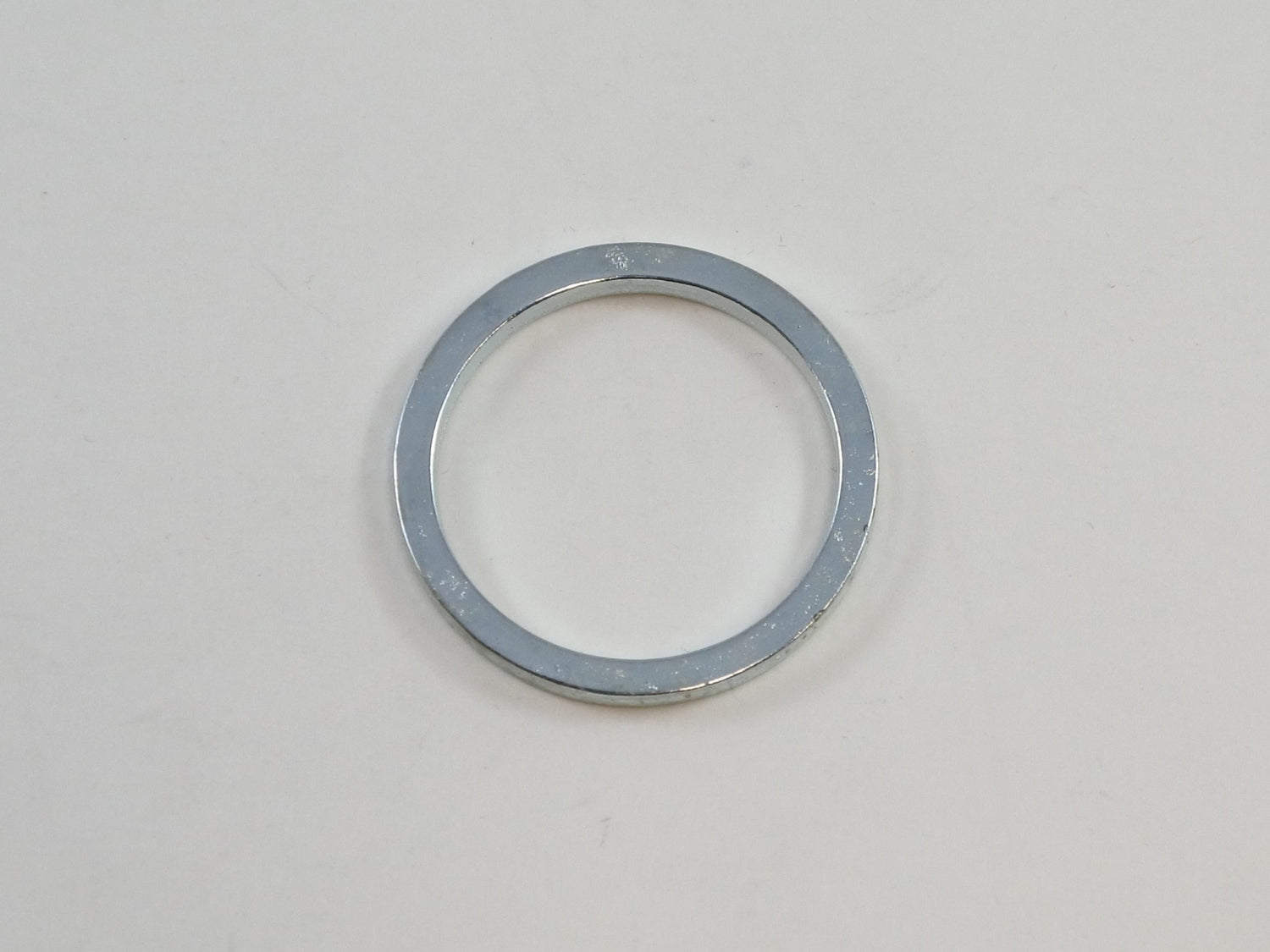 Vintco Thrust Washer 26.15 x 32 x 2.5mm WAT020